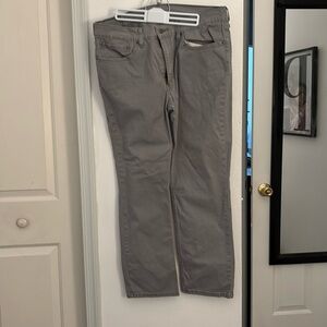 Men’s 514 Levi gray chinos; 36 x 30